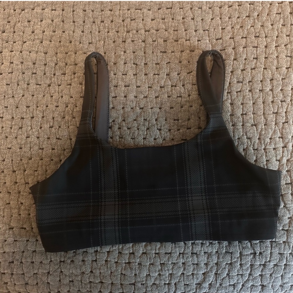 Alo bra + leggings (combined listing)